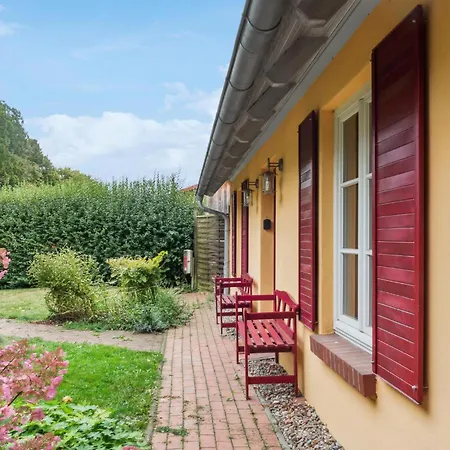 Ferienhaus Nahe Der Mueritz