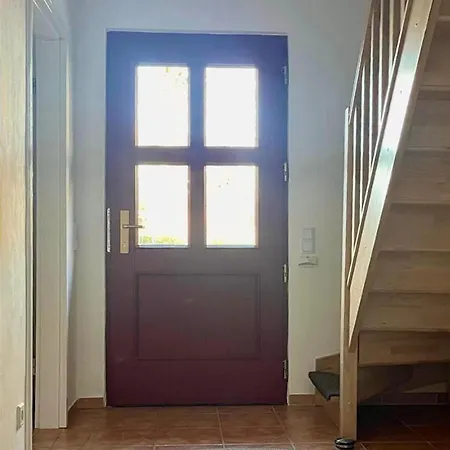 Ferienhaus Nahe Der Mueritz